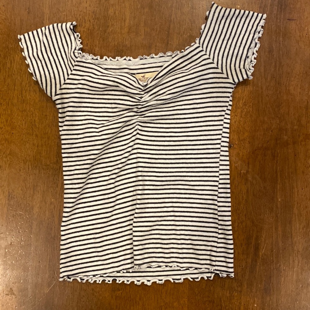 Cropped striped top